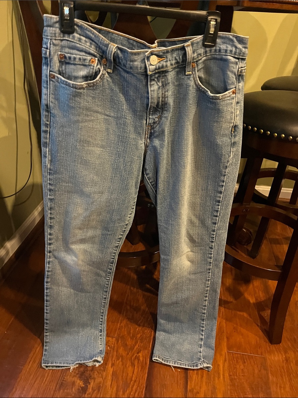 Vintage Women’s Levi’s 305 Classic Straight Leg Jeans. Size 12M.